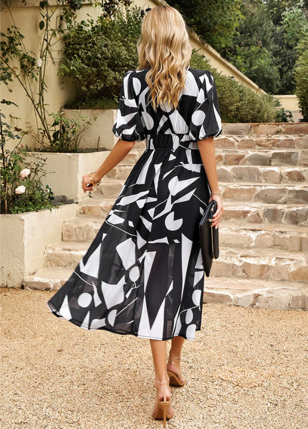 Estella | Flattering Floral Midi Dress