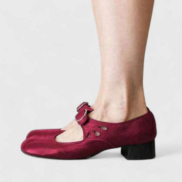 Tessa | Classic Cut-Out Mary Janes