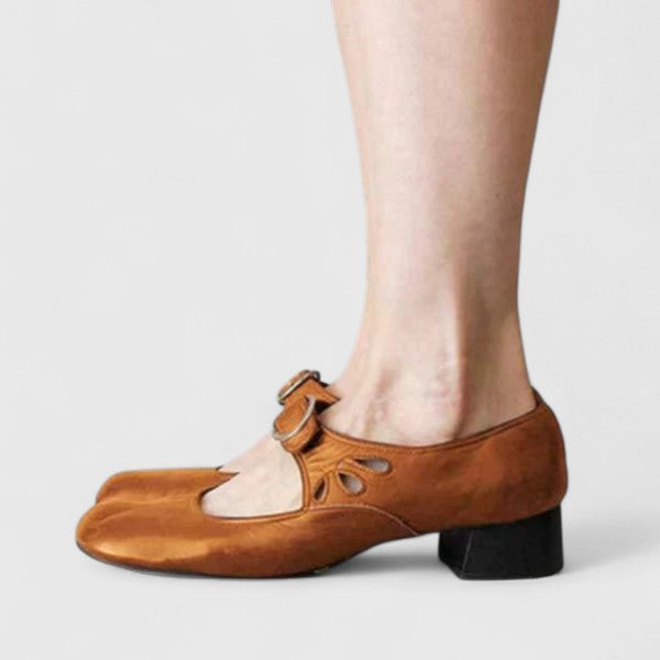 Tessa | Classic Cut-Out Mary Janes